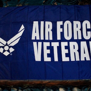 Flaga weteranów sił powietrznych 3x5 z symbolem USAF, trwała flaga, prezent z okazji dumy wojskowej i weterana, niebieska flaga sił powietrznych USA, flaga USAF, flaga patriotyczna