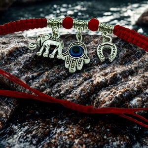Lucky Red Thread Armband mit Elefant, Hamsa Evil Eye & Hufeisen Charms - Verstellbarer spiritueller Schutz Schmuck - Good Luck Geschenkidee