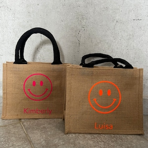 Smiley Sicherheitsanhänger SMILE für Schulranzen ,Taschen , Koffer  reflektierend, signalgelb , 5cm : : Fashion