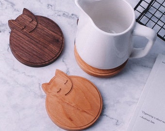 Handmade coasters with solid wood, lovely cat, warm