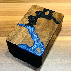 Wooden Ring Box: Resin Inlay, 10-Slot Jewelry Organizer