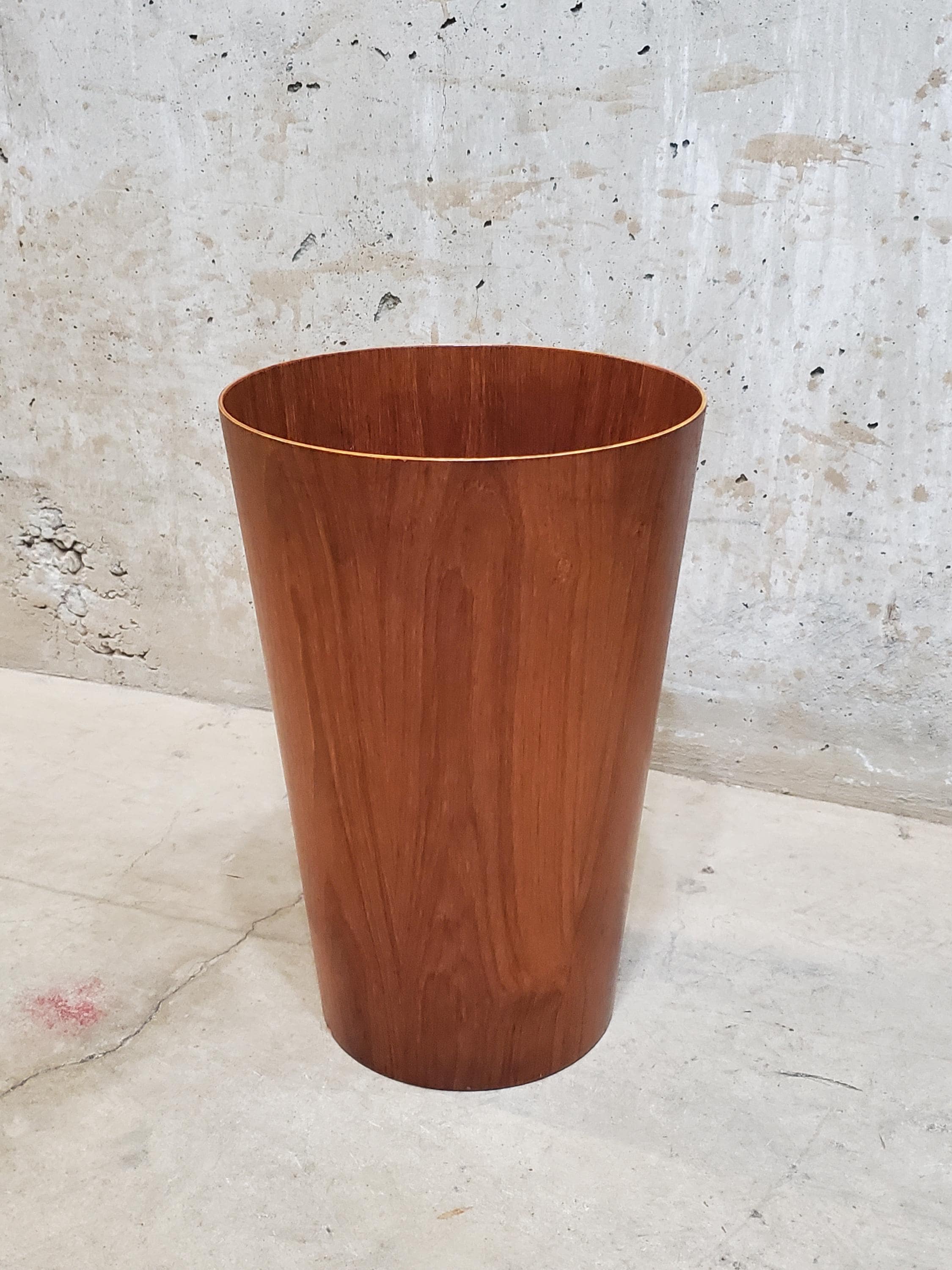 レア！50s黒×金USAアメリカアンティークランドリーボックスミッド