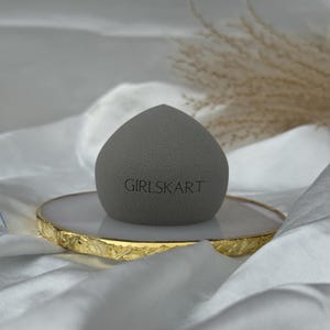 GIRLSKART Makeup Sponge GREY | Soft Bouncy Blender | Latex-Free & Vegan Beauty Sponge | Flawless Foundation Applicator