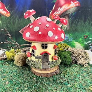 Fairy House &quot;Toadstool Terrace” / Fairy garden Decoration / The Elf&#39;s Cottage