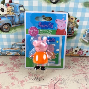 Peppa Pig "Mummy Pig" Minifigure Collectible Toy/ Peppa Pig Collectible/ The Elf's Cottage