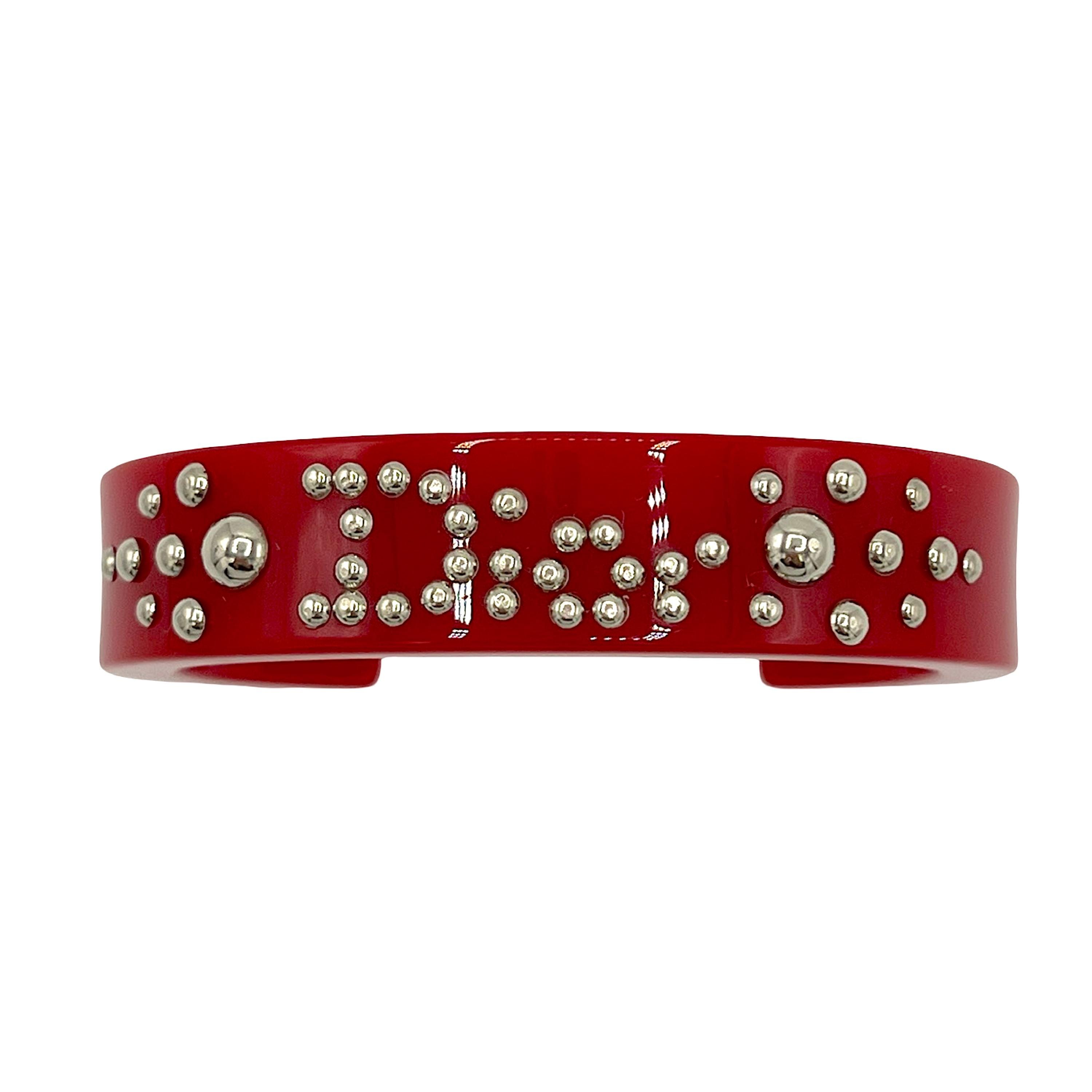 ヴィンテージ ディオール ルーサイト バングルブレスレット：レッド