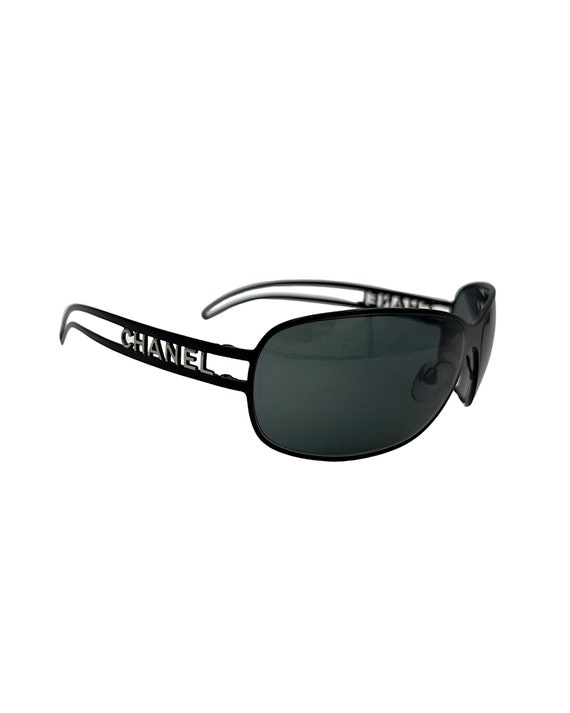 CHANEL Black Vintage Quilted Sunglasses 01450-US