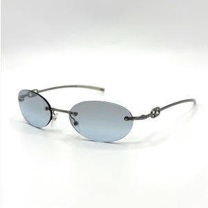 Gucci Rimless Sunglasses Blue Oval Silver GG Logo Vintage Wrap Tinted Metal Frames 1774 Y2K 2000s