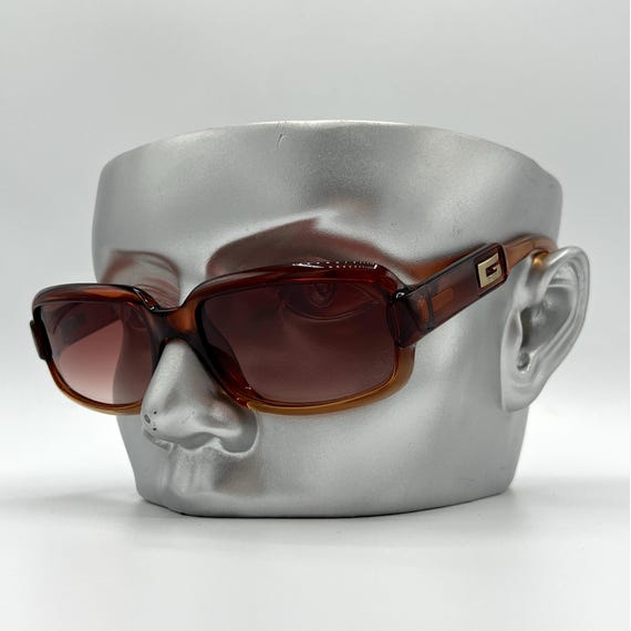 Gucci Sunglasses Authentic Rectangular Wraparound… - image 4