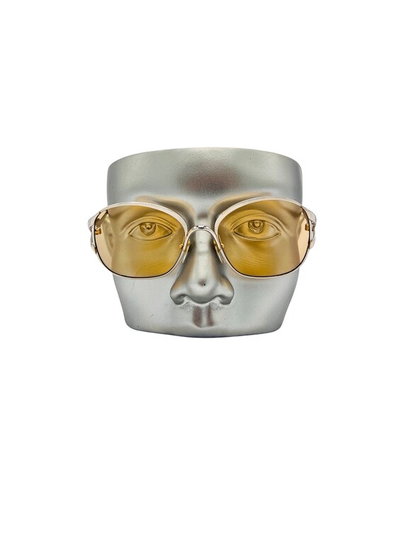 lady in dior 2 sunglasses