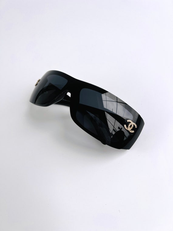 Chanel Sunglasses CC Shield Black Rimless Wrap Lo… - image 2