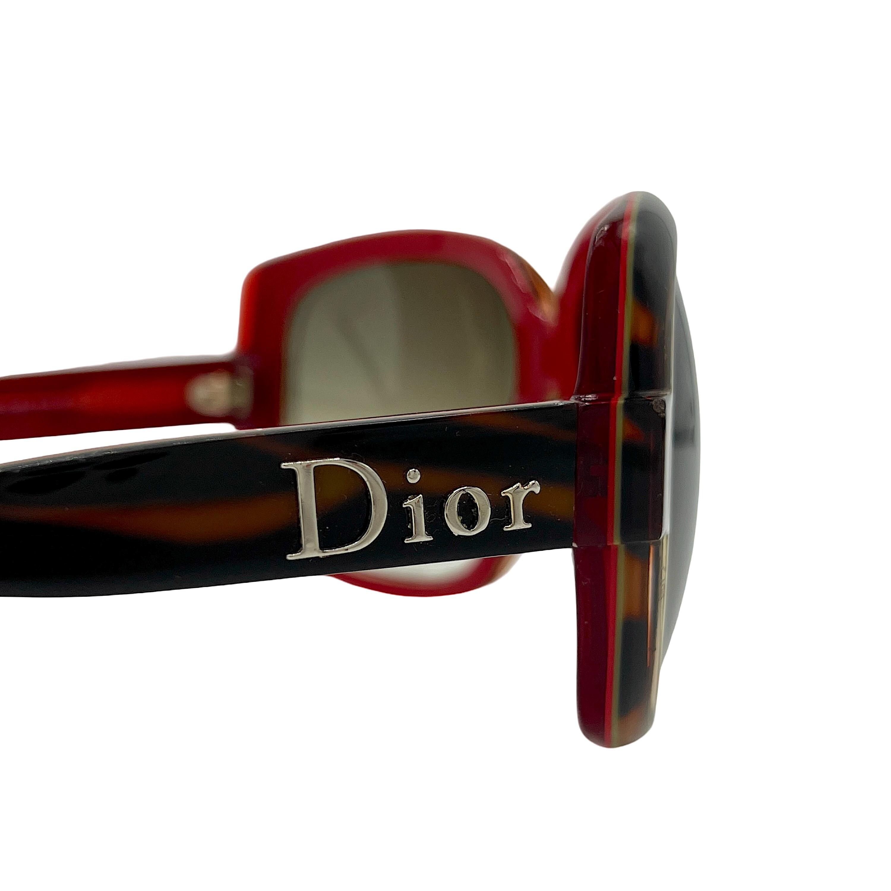 Dior Red Square Oversized Sunglasses Oversized sunglasses Dior Red in Other - 34018412 main image 3