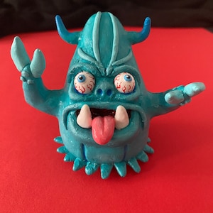 Terrible Toy &quot;Beulah&quot; handmade lowbrow science fiction monster art toy