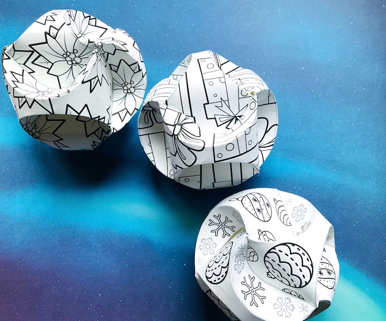 Printable Paper Ornaments. Papercraft Christmas Ornament. Paper Globes. Zentangle Paper Globes