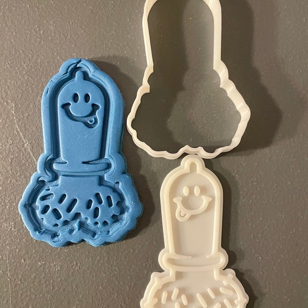 Penis condom cookie cutter | Huge Present | Prank Gift | Bachelor or bachelorette present | Hendo Gift | Clay and Fondant press