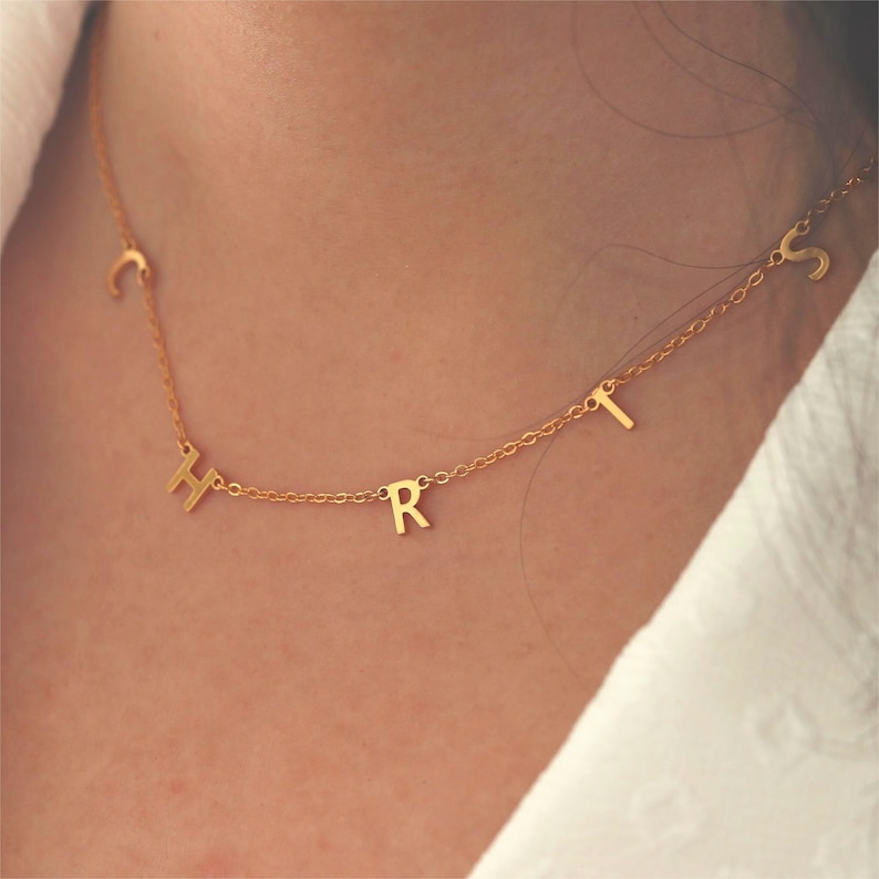 Collana con lettera personalizzata,Collana con nome personalizzato,Collana iniziale,Gioielli minimalisti,Regali per la mamma,Regalo di compleanno per le donne,Regalo per lei immagine 1