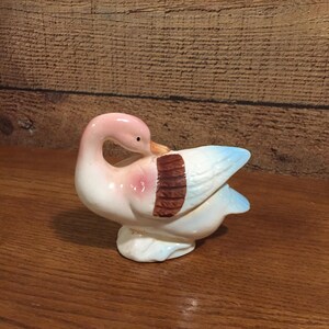 Vintage Swan Porcelain Figurine