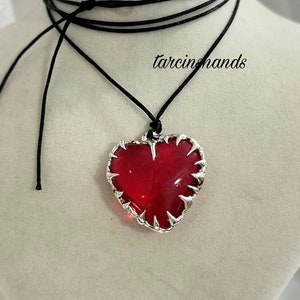 Spiky heart necklace red glass heart pendant necklace , gothic heart necklace , chunky heart necklace , cybery2k jewelry zdjęcie 1