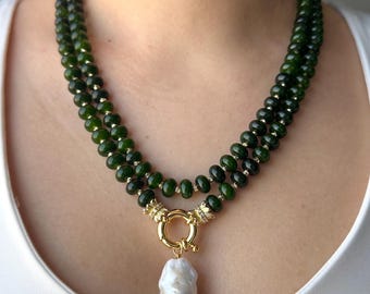 Multistrand Green Agate Gold Necklace with Baroque Pearl Pendant , Green Gemstone Statement Necklace , Chunky Agate Necklace For Women