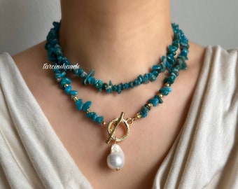 Two-Layered Green Apatite Gold Toggle T-Bar Necklace with Baroque Pearl Pendant - Anniversary Gifted - Gift for Her - Gİft For Girlfriend