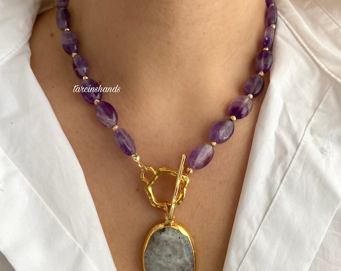 Amethyst Gold Toggle Necklace with Moonstone Pendant , Amethyst Moonstone Necklace , Statement Gemstone Necklace , Gift For Women