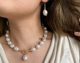 Luminous Gold Toggle Necklace: Mallorca Pearl Pendant, Irregular Keshi Pearl Studs for Women Bridal Bridesmaid Necklace