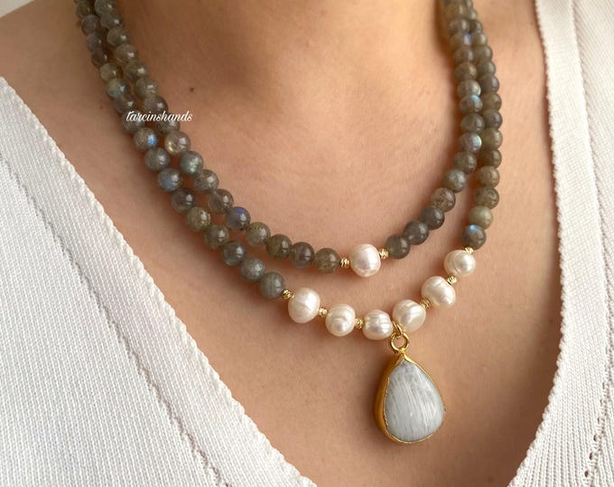 Labradorite Natural Pearl Multistrand Necklace with Moonstone Pendant,Natural Gemstone Beaded Layered Necklace,Statement Gray Gem Necklace