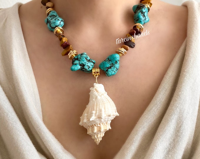 Turquoise and Mookaite Jasper Real Conch Seashell Necklace - Chunky Beach Boho Jewelry - Seashell Gift İdea Gift For Her Gift For Girlfriend