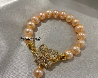 Natural Salmon Pearl Flower Clasp Gold Bracelet , Real Pearl Statement Gold Bracelet , Gift For Women , Real Pink Pearl Bracelet