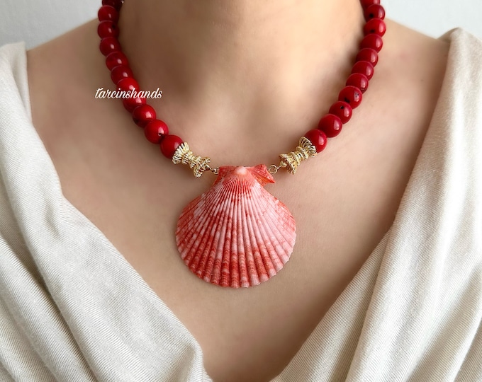 Red Coral and Seashell Necklace with Pink Scallop Shell Pendant - Gold Plated Mermaid Summer Jewelry