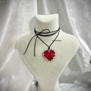 Spiky heart necklace red glass heart pendant necklace , gothic heart necklace , chunky heart necklace , cybery2k jewelry zdjęcie 2