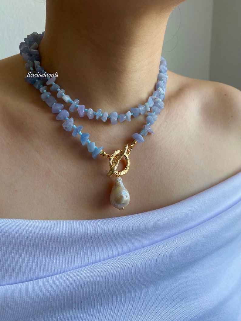 Aquamarine beaded baroque peael gold toggle necklace , long necklace , multistrand gemstone necklace , blue natural stone necklace zdjęcie 2