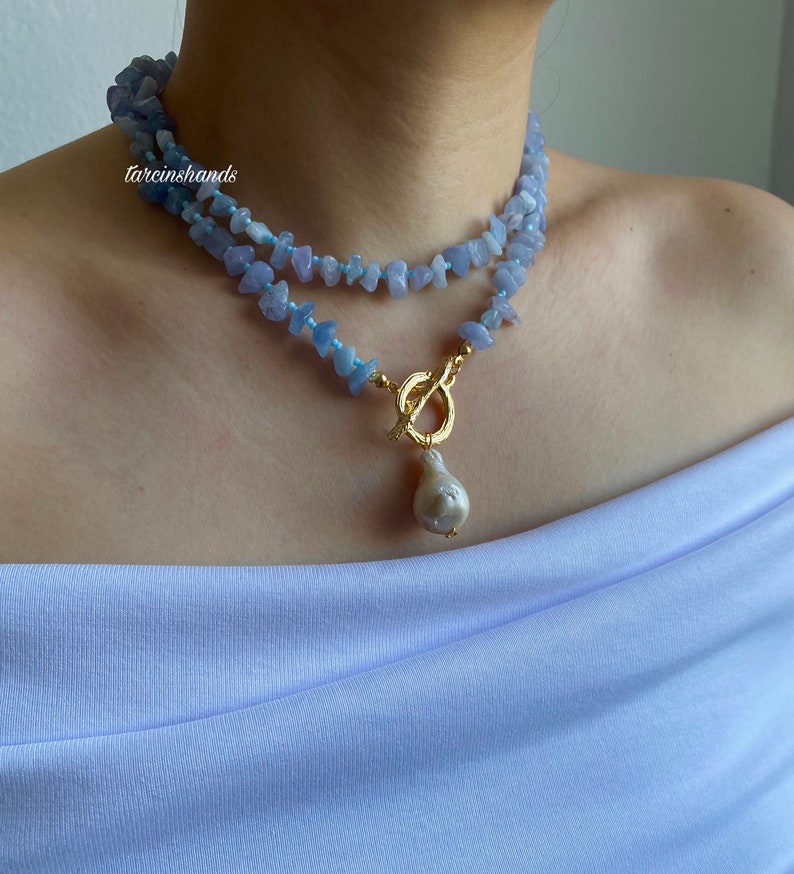 Aquamarine beaded baroque peael gold toggle necklace , long necklace , multistrand gemstone necklace , blue natural stone necklace zdjęcie 3