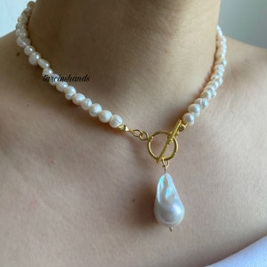 Unique Baroque Pearl Gold Toggle Pendant: Bridal Bridesmaid Necklace, Anniversary Special Gifts for Her image 2