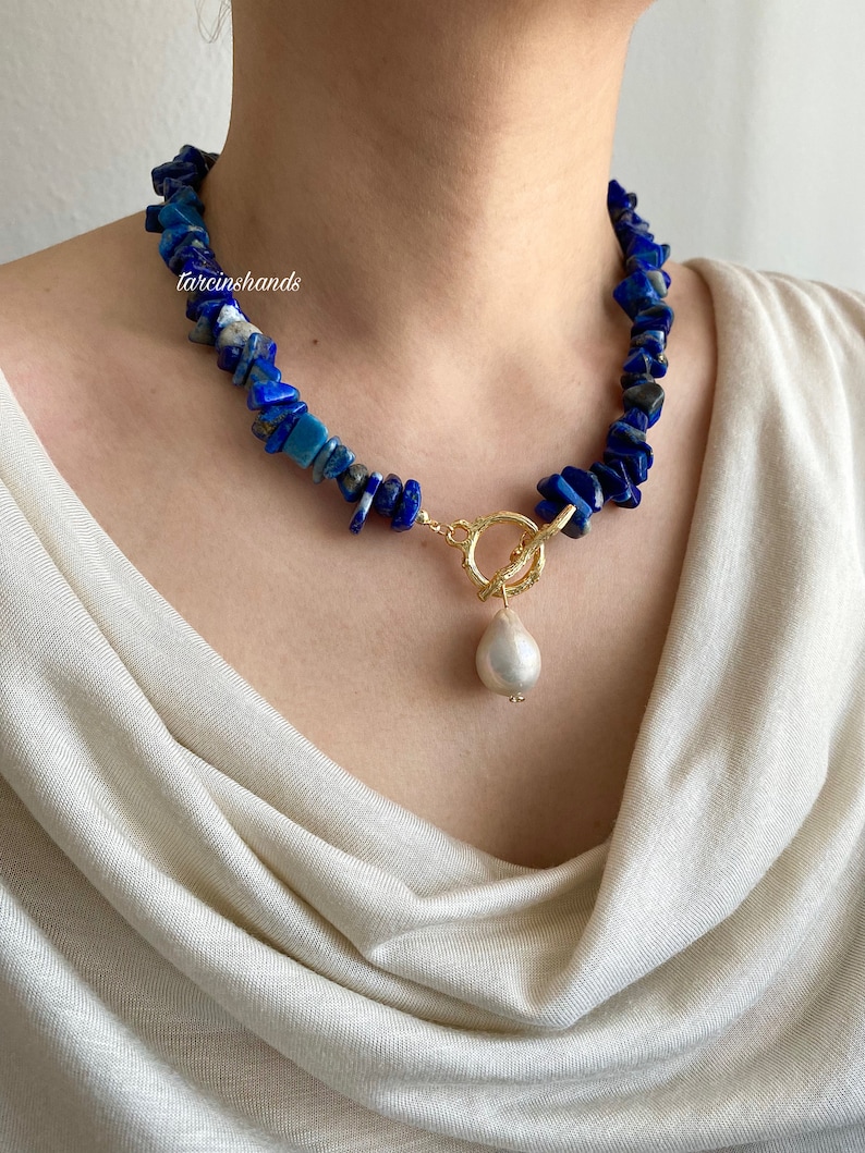 Lapis Lazuli and Baroque Pearl Necklace pendant necklace ,chunky gemstone necklace , navy blue gemstone necklace Anniversary Gifted zdjęcie 2