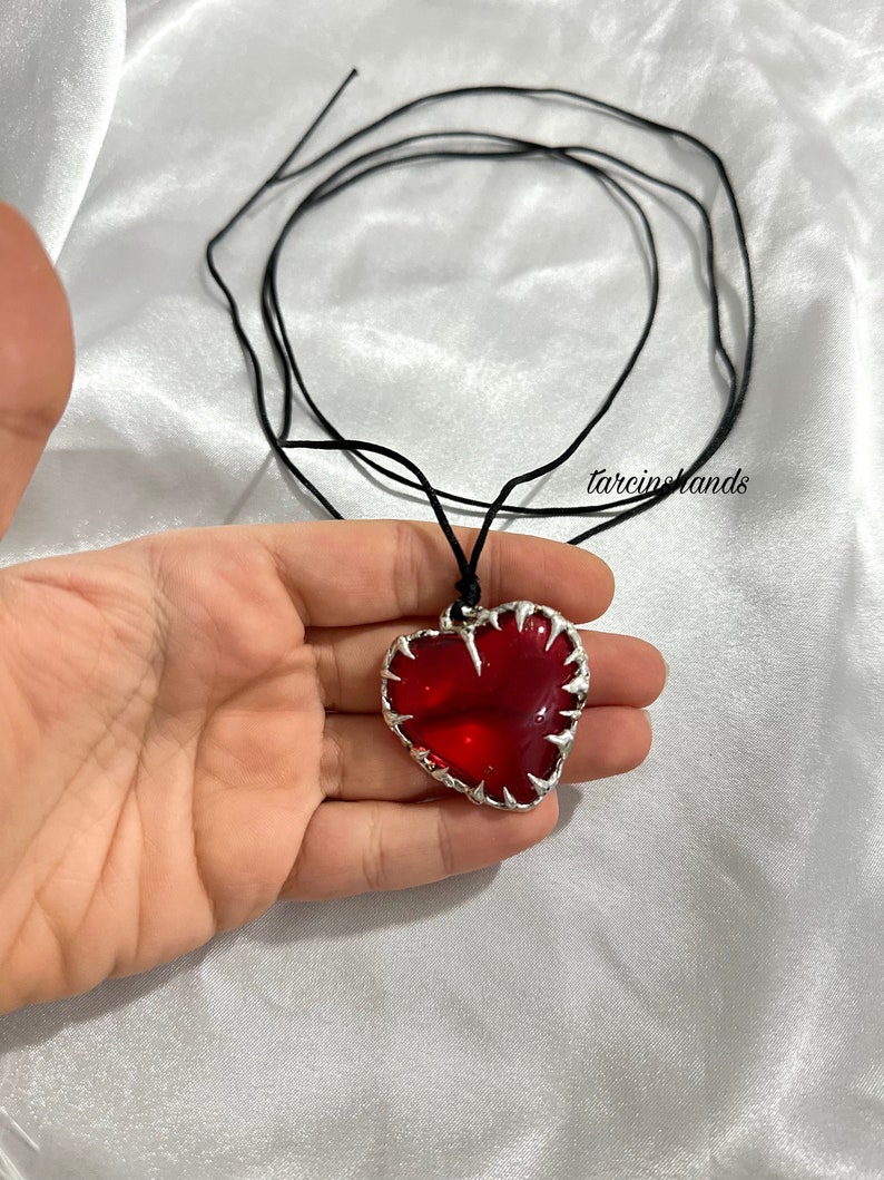 Spiky heart necklace red glass heart pendant necklace , gothic heart necklace , chunky heart necklace , cybery2k jewelry zdjęcie 6
