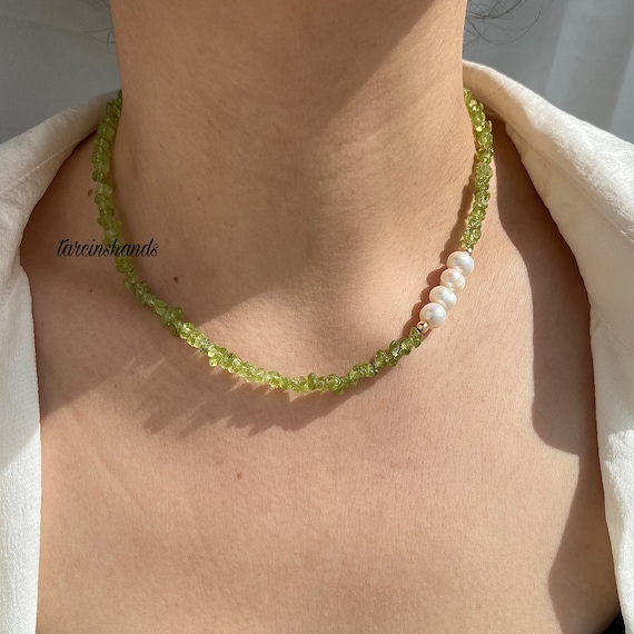 Peridot Necklace with Pearls: Minimalist Gemstone Necklace