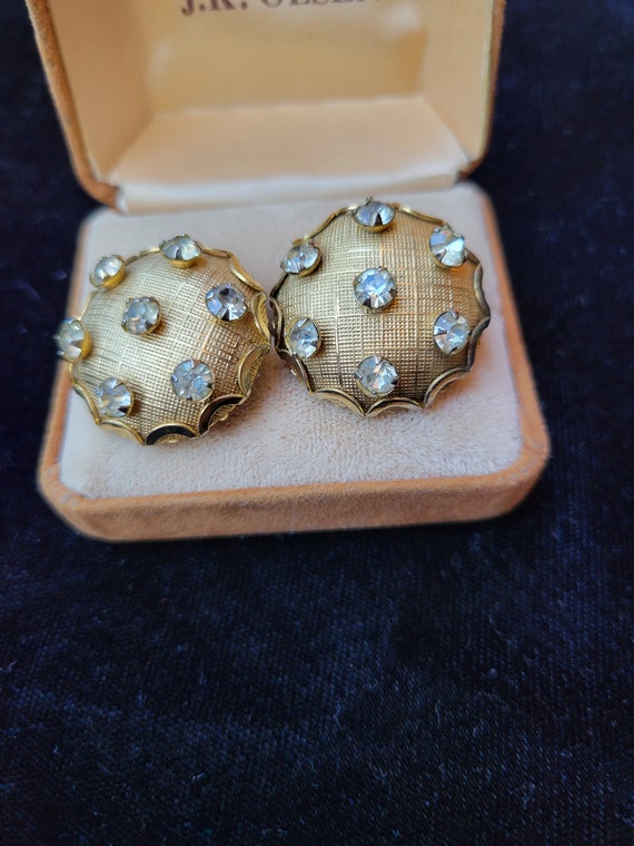 Vintage gold and rhinestone earrings