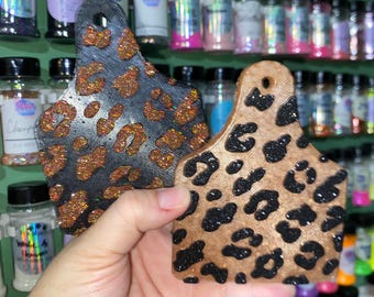 Etiqueta de vaca con estampado de leopardo para coche Freshie: Deliciosamente perfumada