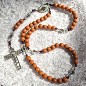 St Francis of Assisi Rosary: Burnt Orange Wood Beads & Microcord