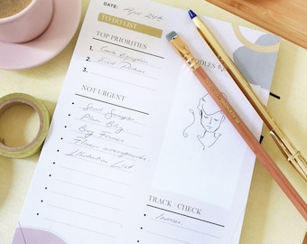 Notepad Planner in Pastel Colors | Daily To Do List | A5 Essential Checklist