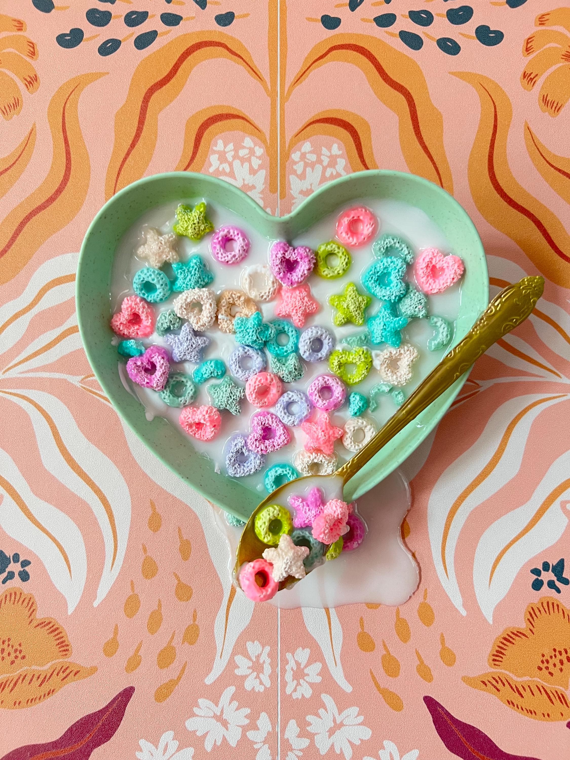 Heart Cereal Bowl Wall Art, Fake Cereal Bowl, Dopamine Decor, Dripping Wall Art, Fake Food Wall Hanging, Weird Decor, Maximalist