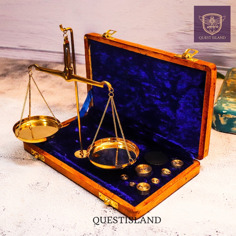 Small Vintage Balance Scale - Etsy