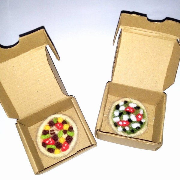 Pizza, Pizza végétarienne, Nouvel An, Pizza feutrée à l’aiguille, Mignon, Correspondant, Cadeau de correspondance, Idées cadeaux, Cadeaux, Unique, Figure, Figure feutrée à l’aiguille