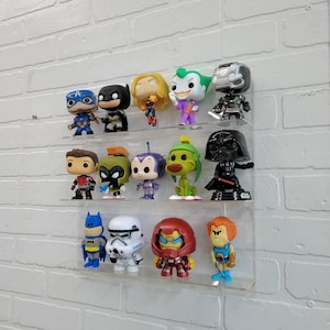 Funko Pop 15個用アクリル壁掛けディスプレイケース。組み立て不要、掛けるだけ。