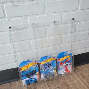 Acrylic Display  for Diecast 1/64 on blister, Hot Wheels, Matchbox and more