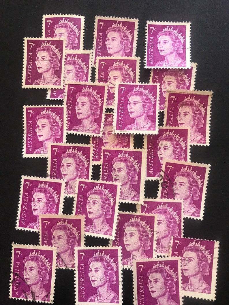 Queen Elizabeth II Australian Stamps, 25 Fine Used, 7c, Purple, 1971 ...