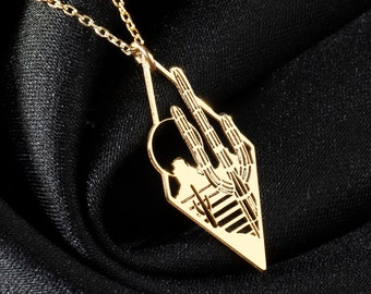 Wild Cactus Desert Necklace, Silver Desert Necklace, Adventure Jewelry, Dainty Cactus Necklace, Southwestern,Arizona Charm,Nature Lover Gift