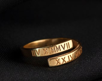 Custom Roman Numerals Ring, Memorial Ring, Personalize Numeral Jewelry, Anniversary Ring, Roman Numeral Spiral Ring, Promise Ring
