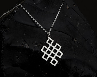 Collier de nœuds sans fin, bijoux à nœuds délicats en argent sterling, pendentif à nœuds sans fin, bijoux bouddhistes, charme spirituel, symbole d’éternité